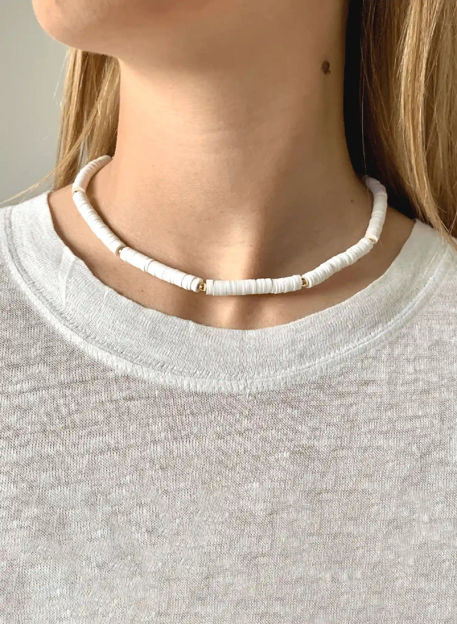 Collier de perles • Blanc & doré